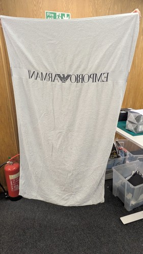 Emporio armani 90s beach towel - armani,