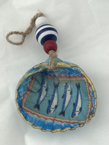 Hanging shell hand decorated - shell, hand-decorated