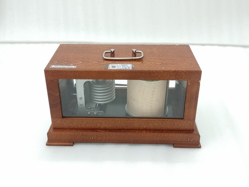 Russell scientific barograph - scientific,
