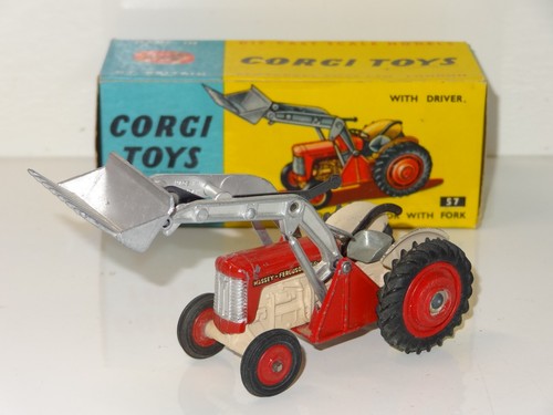 Corgi massey ferguson - massey,