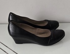 Footglove Ladies Leather Formal Wide Fitting Wedge Heel Shoe sz 5