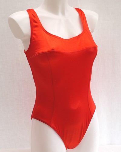 Vintage shiny red - 80's,