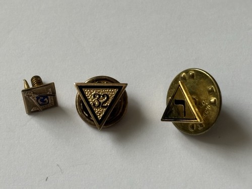 Small old masonic badges - small, badges.