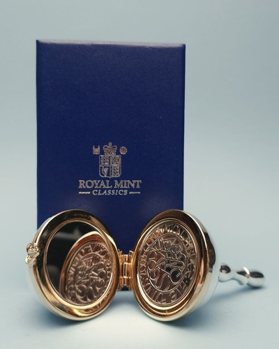 Collectable royal mint - collectable,