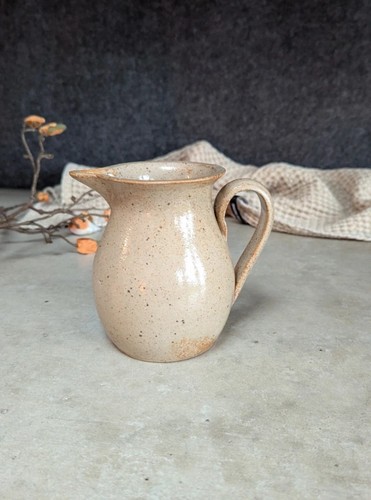 Rustic speckled stoneware - speckled,