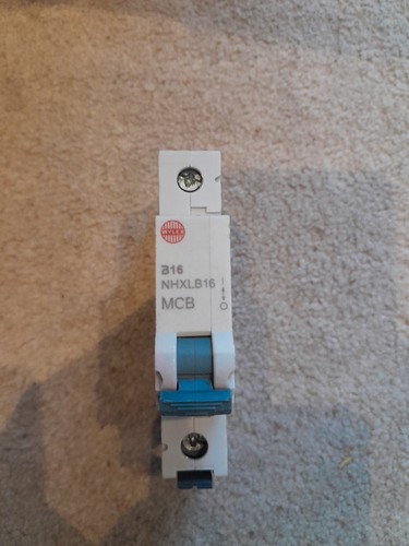 Wylex amp curve 6ka mcb - b,