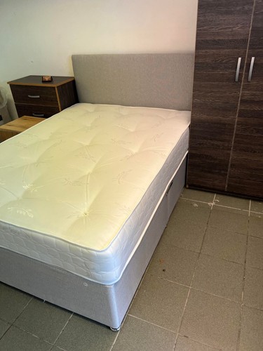 Small double 4ft divan - divan, bed