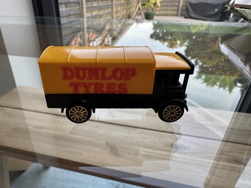 Dunlop tyres van corgi - van.,