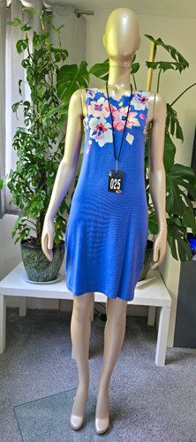 Joules blue floral round - joules, neck