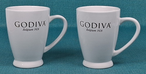 Pair godiva chocolate - of,