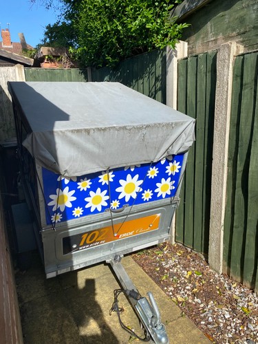 Erde 102 trailer - trailer, and