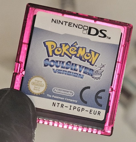Pokemon soul silver version - pokemon,