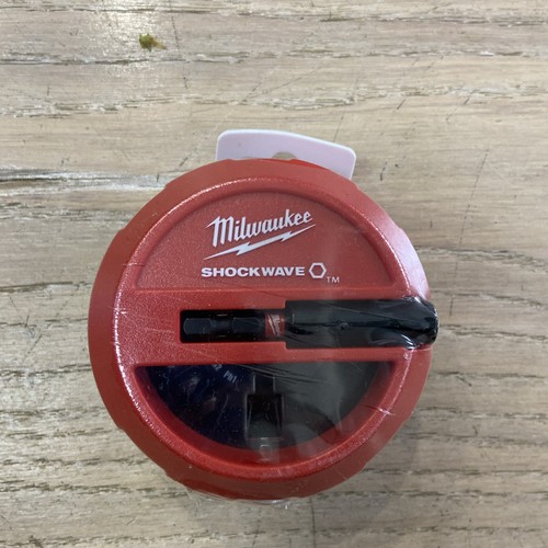 Milwaukee impact screwdriver - ,