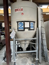 Silo,  Quick Lime Silo 1250 Litre With Stand Enduromaxx 