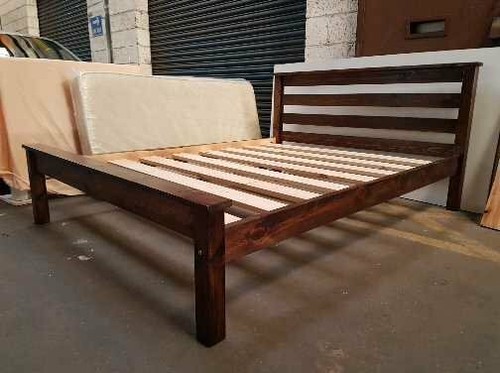 Bespoke solid pine - pine, bed