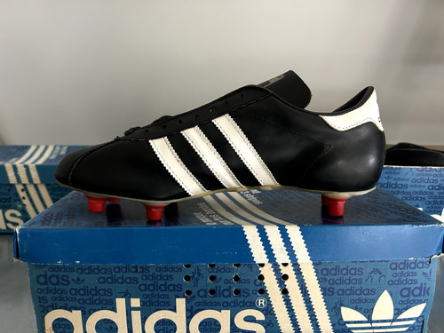 Brand new 1985 adidas valencia - brand,