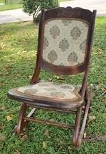 VTG Victorian Folding Carved