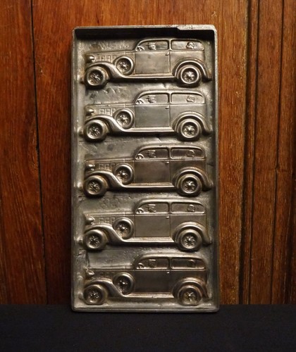 Antique flat mold chocolate
