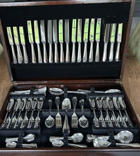 124  PIECE RATTAIL TUDOR CROWN