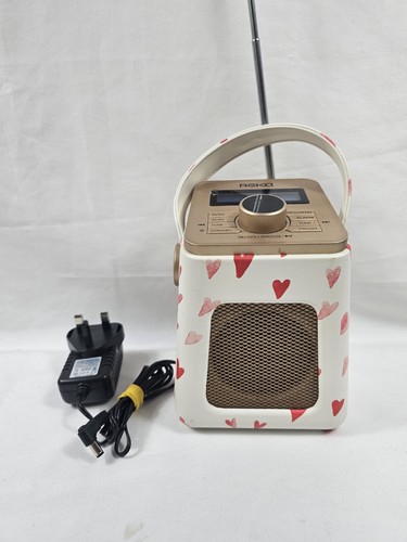 Reka hearts dab - reka, radio