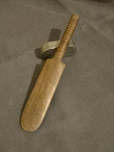 Vintage mini wooden cricket - mini,