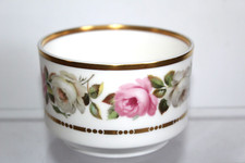 ROYAL WORCESTER BONE CHINA ROYAL GARDEN SUGAR BOWL