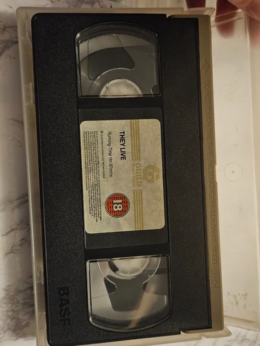 They live rental vhs - ex,