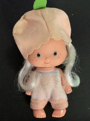 Strawberry shortcake doll - shortcake,