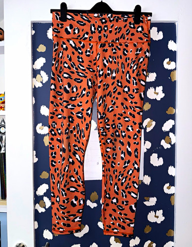 Leopard print high - high, waist