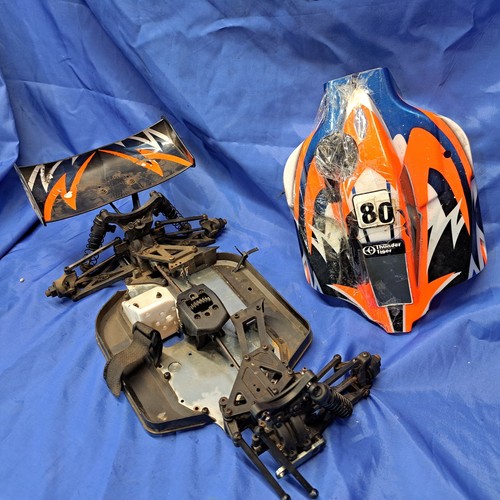 Thunder tiger 4wd nitro - 1/8,