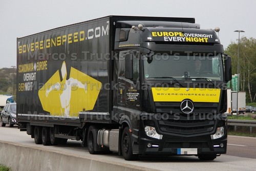 Truck photo mercedes benz - truck,