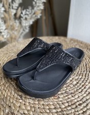 Skechers Luxe Foam black slip