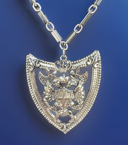 Vintage dafri necklace - necklace, shield