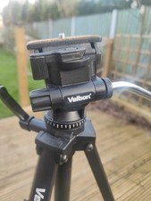 Velbon D-400 camera tripod +