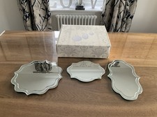 Laura Ashley Set of 3 Hanging