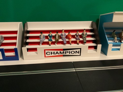 Scale champion grandstand - 1:32,