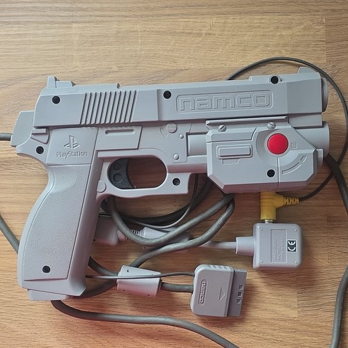 Namco guncon light gun - light,