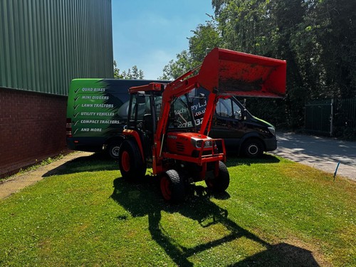 Kubota stv32 compact tractor - stv32,