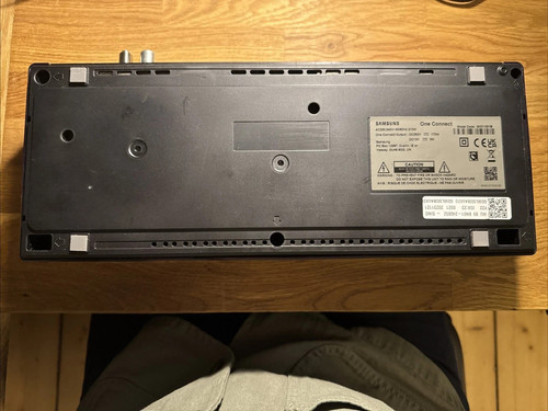 Samsung soc1001b one connect - samsung,