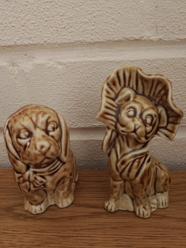 Vintage mustard glaze dog - x,