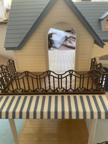 Sylvanian families courtyard - sylvanian,