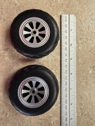 Airplane landing gear - landing,