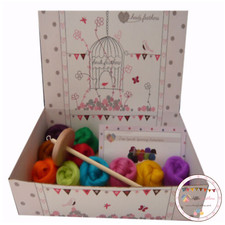 Heidifeathers® Hand Drop Spindle Spinning Starter Kit - Bright Merino Wool 