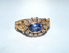 GORGEOUS VINTAGE 18CT GOLD CEYLON SAPPHIRE & DIAMOND HALO RING UK N 750 HM