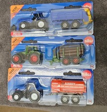 Siku Tractor Bundle. 3