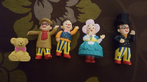 Tumble friends something - &,