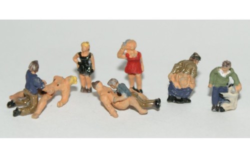Bad taste naughty figures - bad,