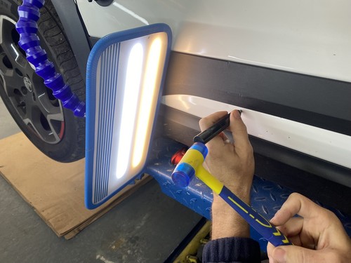 Pdr car paintless dent - dent, repair