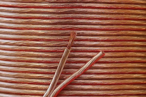 100 metres strand speaker - metres,