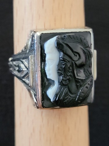 Rare 1900 hand carved sardonxy - rare,